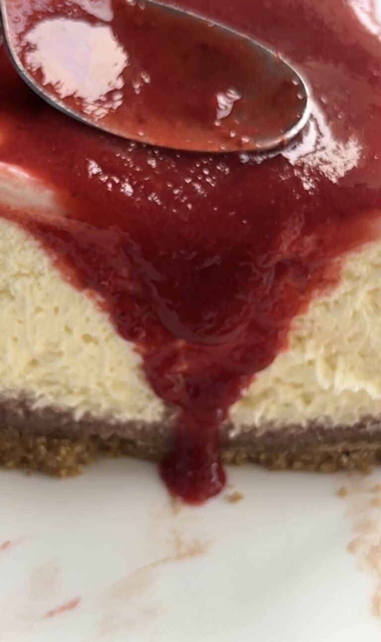 Strawberry white chocolate cheesecake